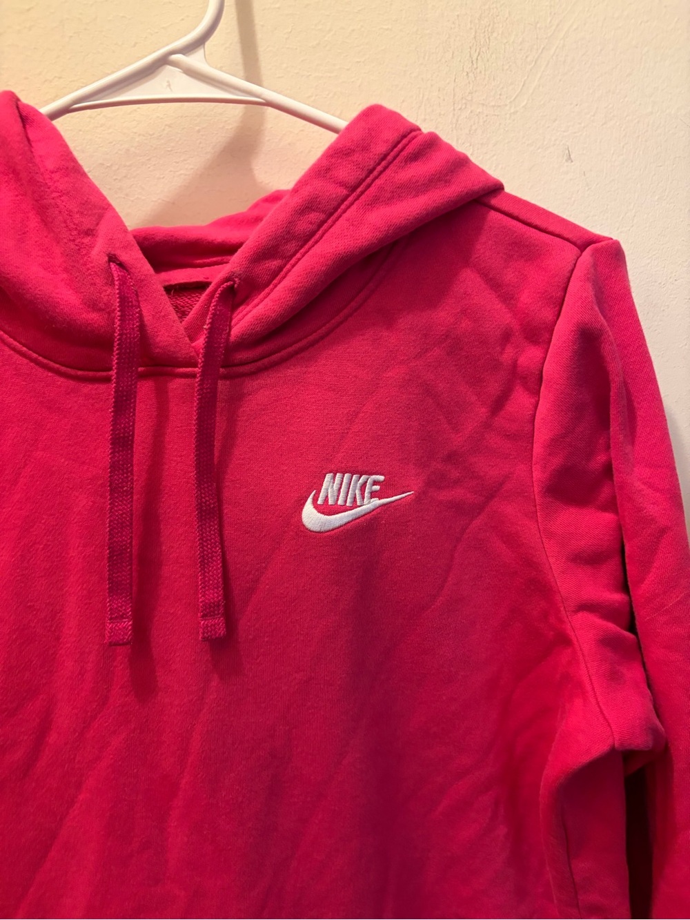 (S) Nike hoodie - Picture 3 of 5